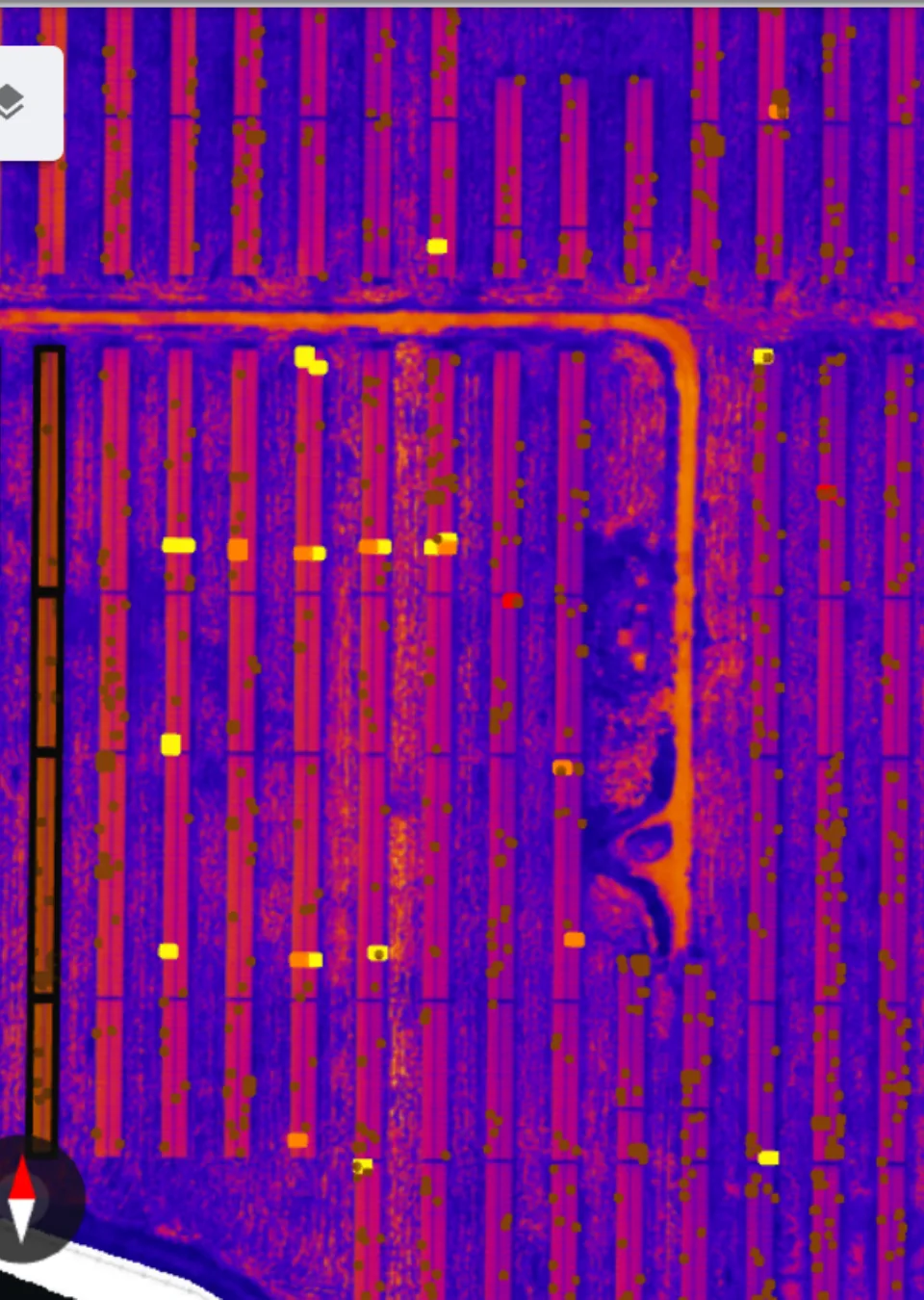 Ortomosaico térmico de paneles solares.